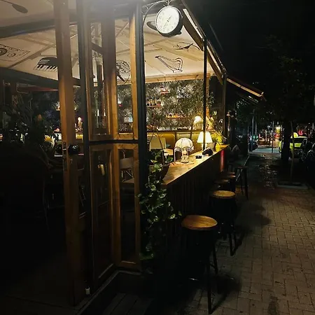 Blloku 2&b Tirana